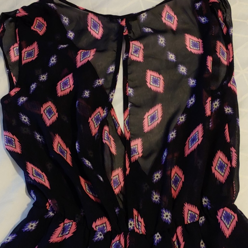 Romper - Picture 2 of 4
